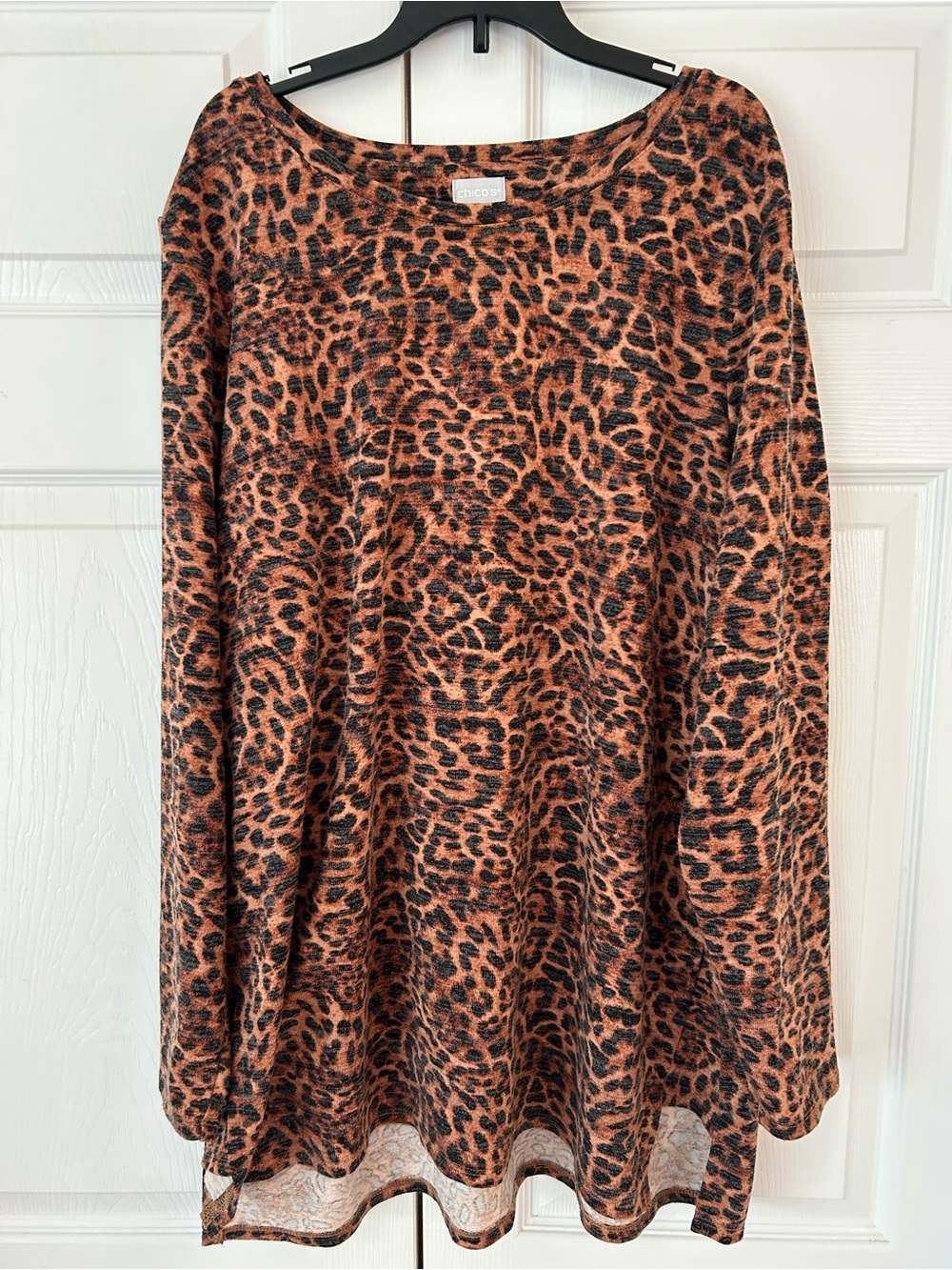NWOT Chico’s Women’s Brown Leopard Print Side Slit Tunic Blouse Shirt Size 3